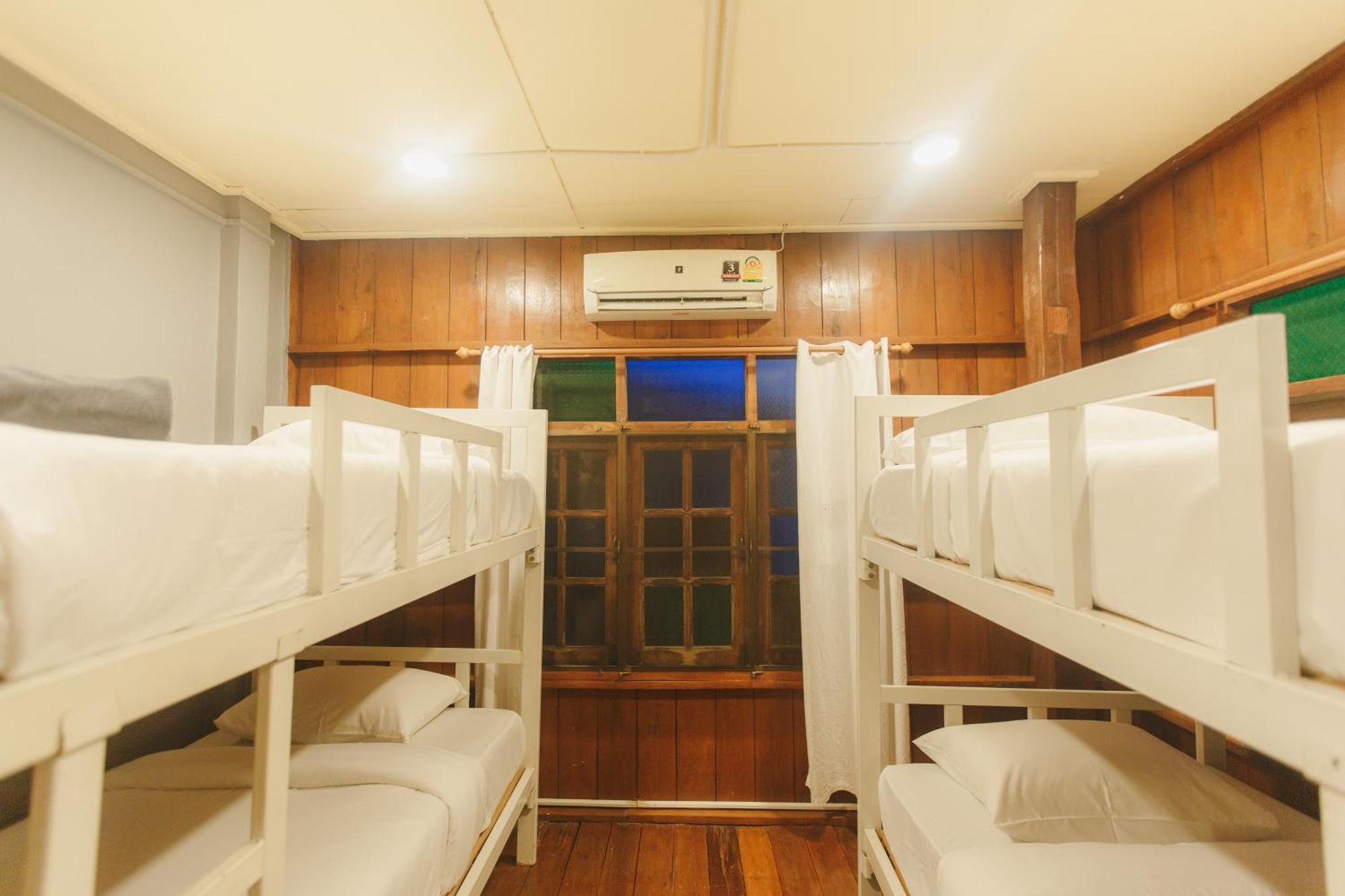 Agga Cnx Hostel Chiang Mai Eksteriør billede