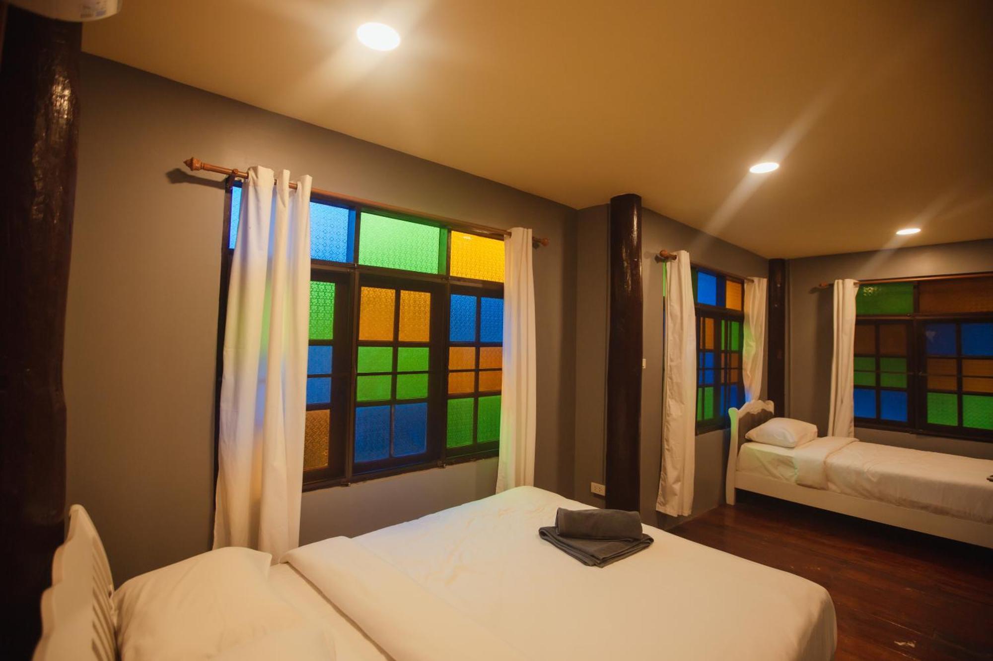 Agga Cnx Hostel Chiang Mai Eksteriør billede