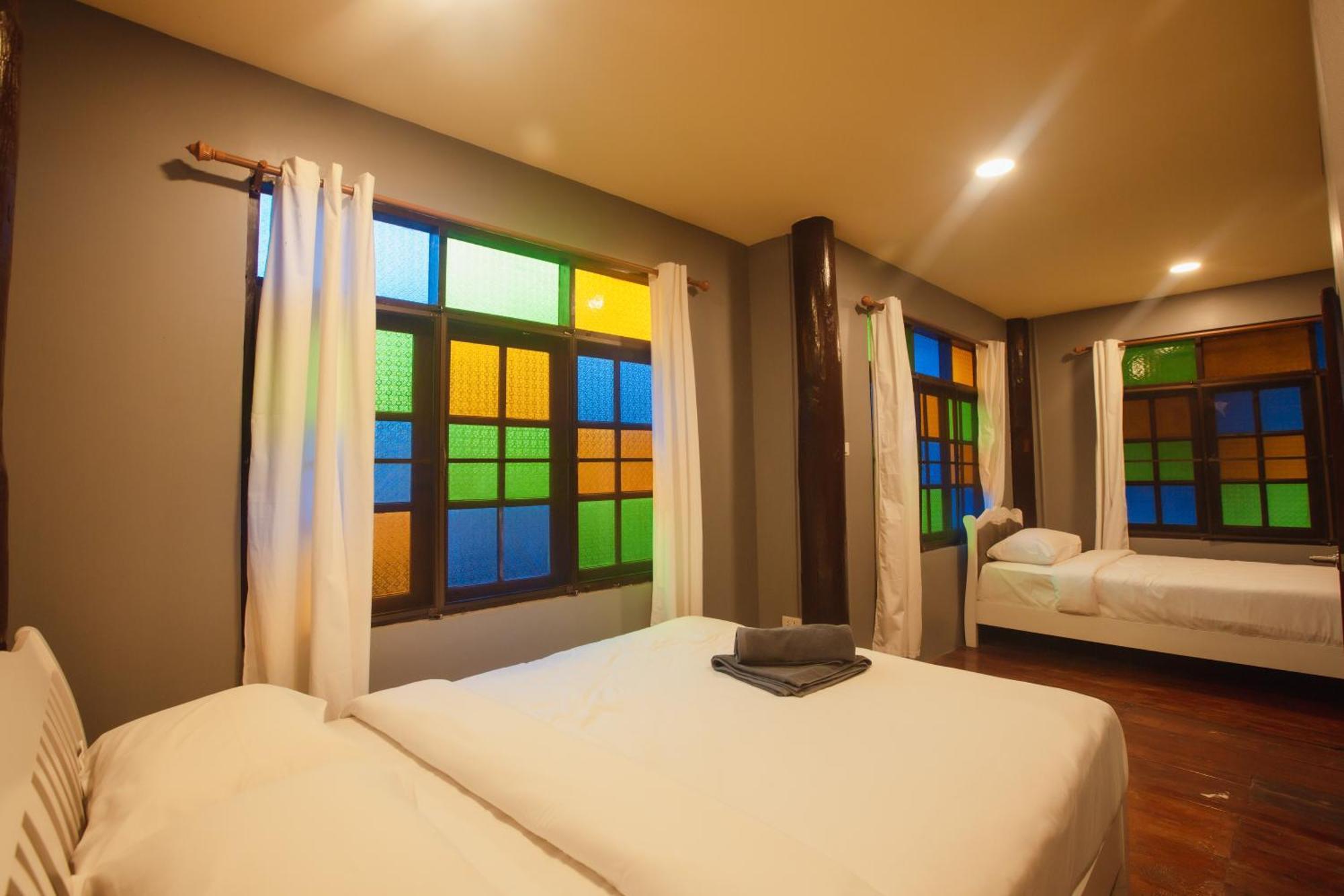 Agga Cnx Hostel Chiang Mai Eksteriør billede