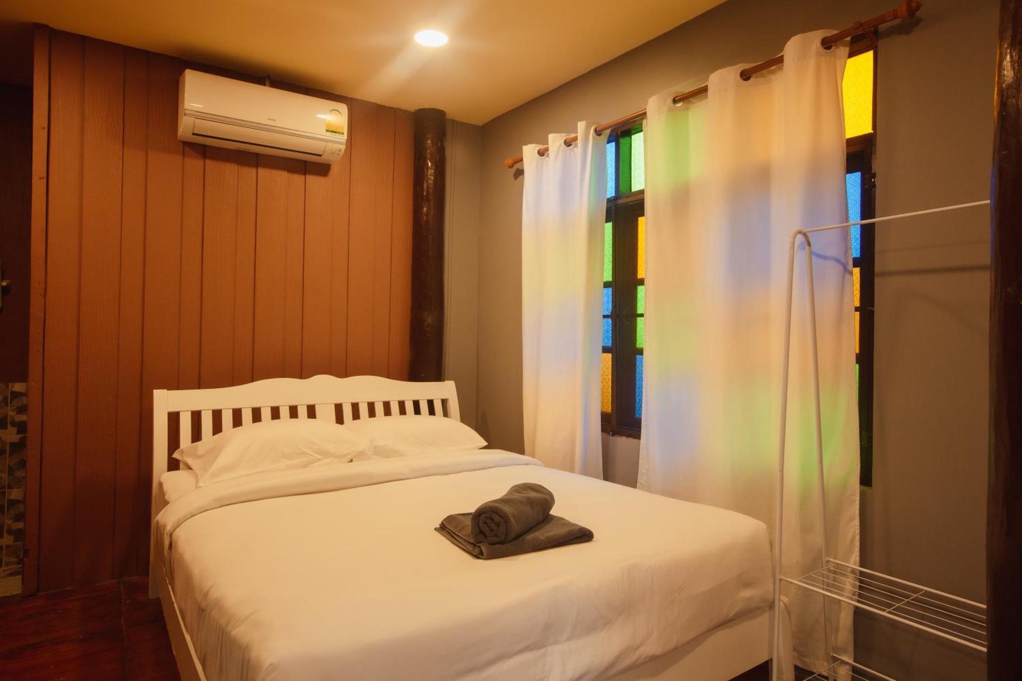 Agga Cnx Hostel Chiang Mai Eksteriør billede