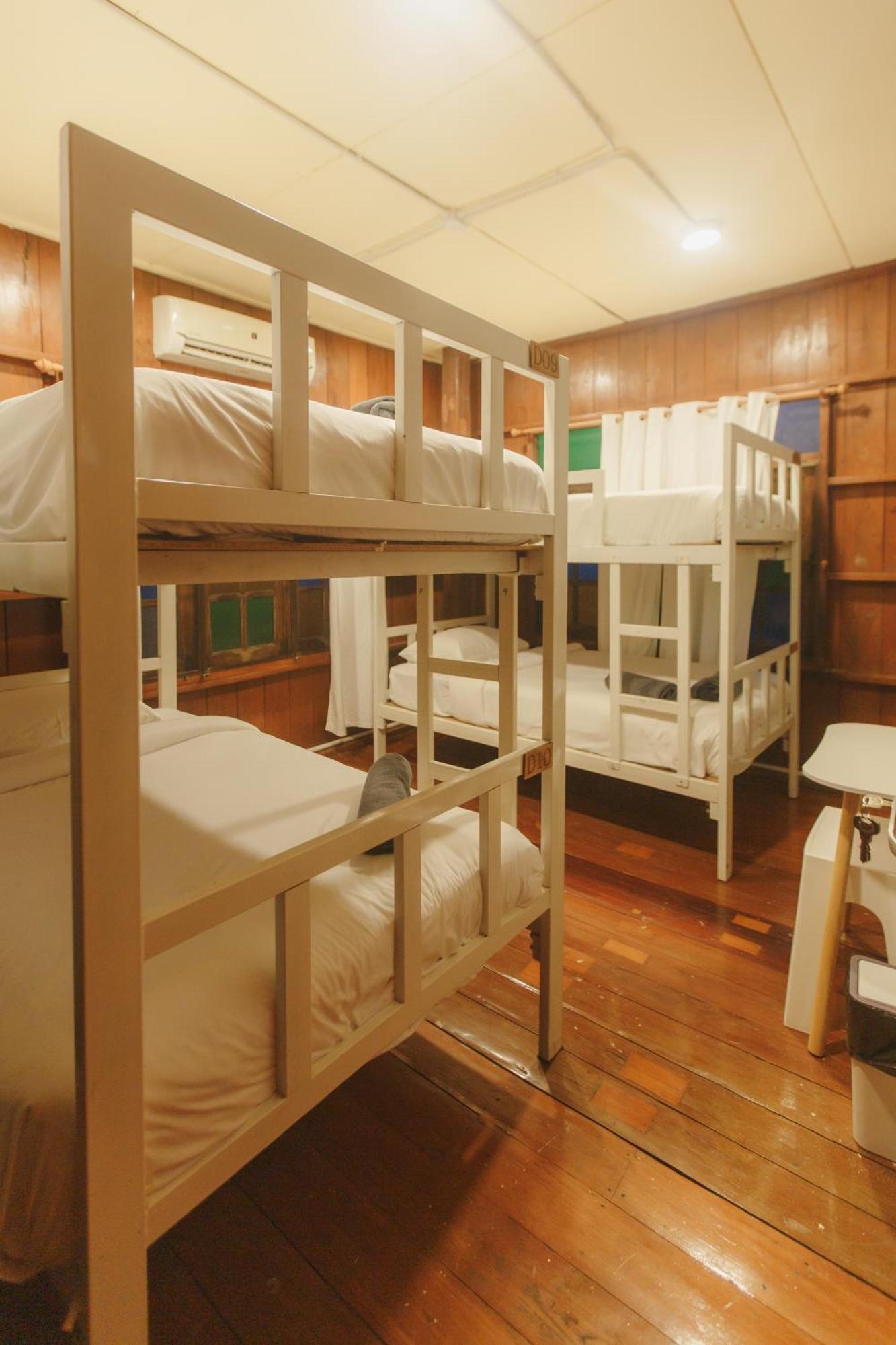 Agga Cnx Hostel Chiang Mai Eksteriør billede