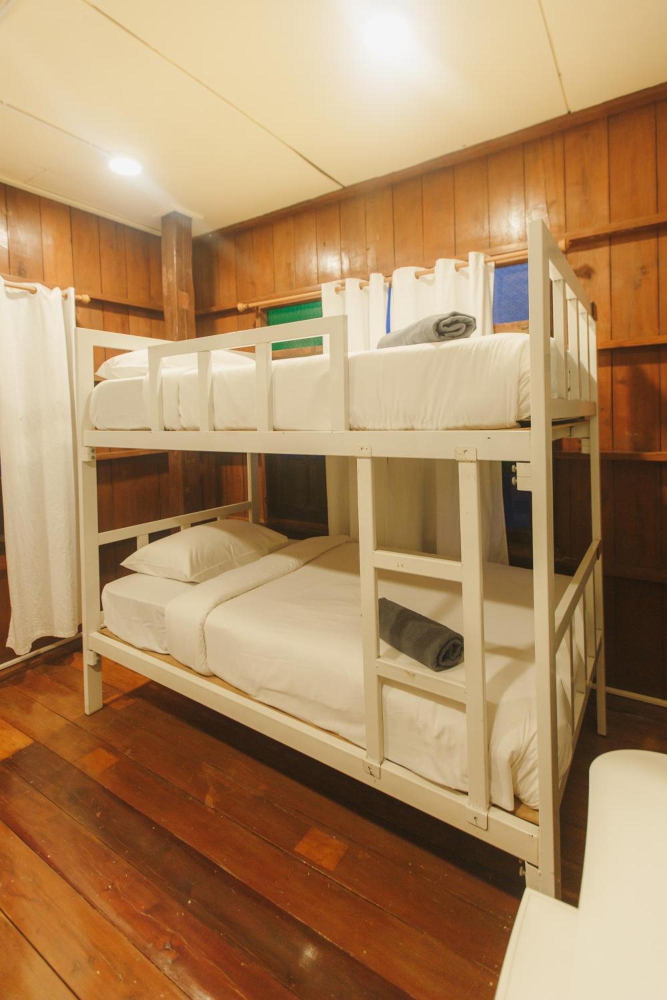 Agga Cnx Hostel Chiang Mai Eksteriør billede