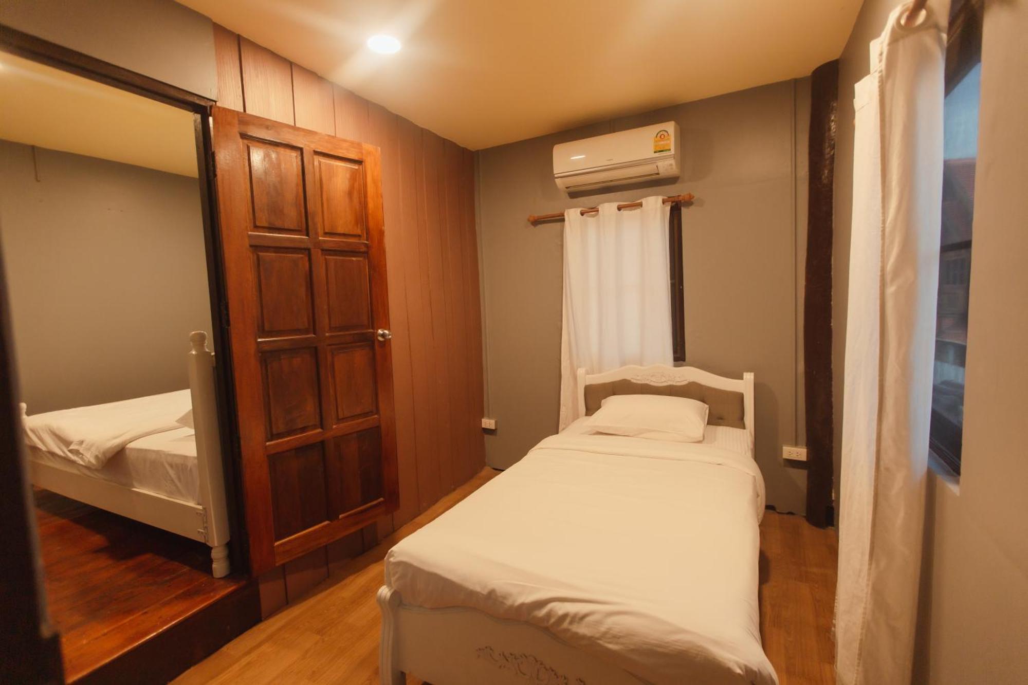 Agga Cnx Hostel Chiang Mai Eksteriør billede
