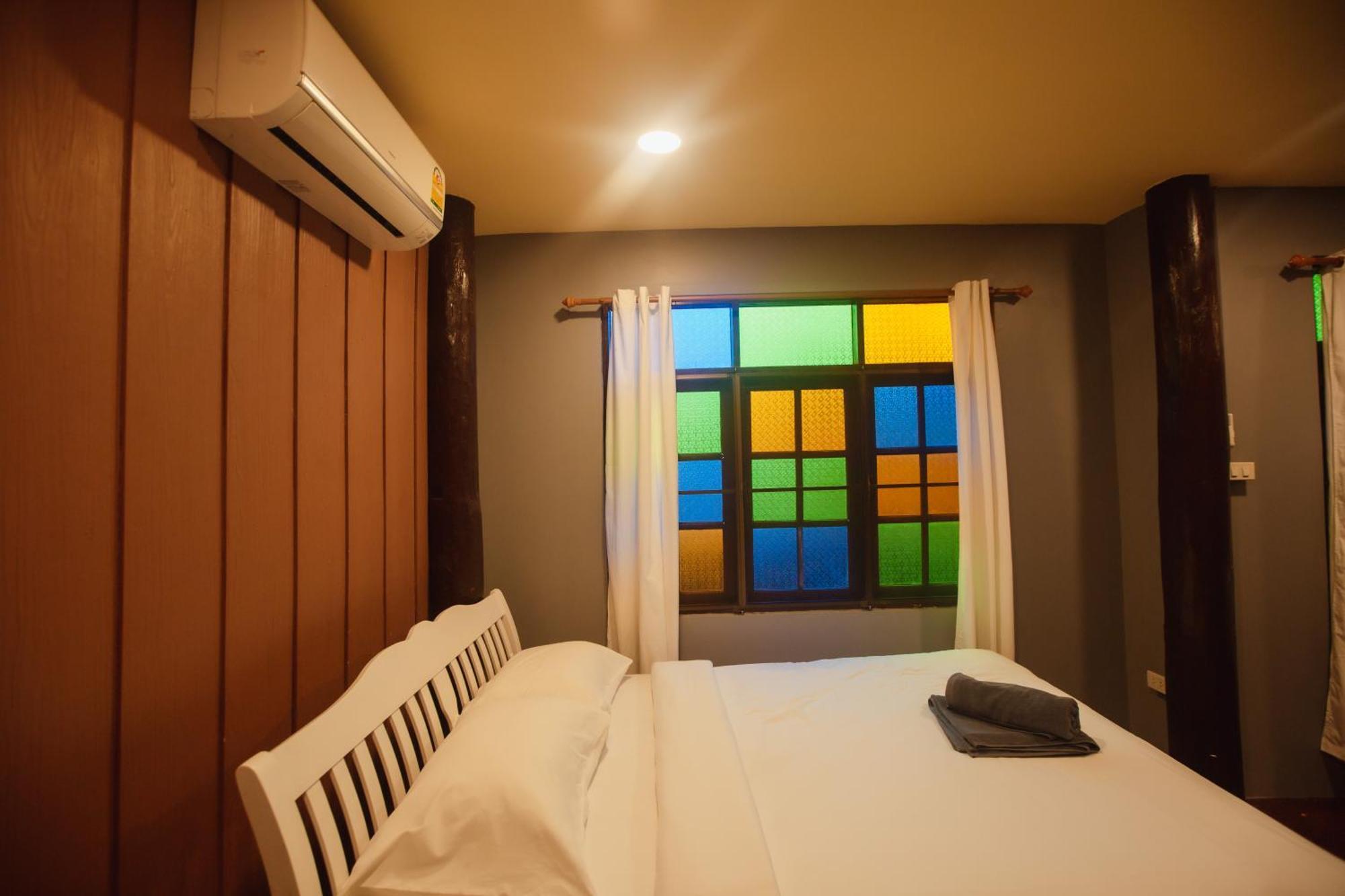 Agga Cnx Hostel Chiang Mai Eksteriør billede