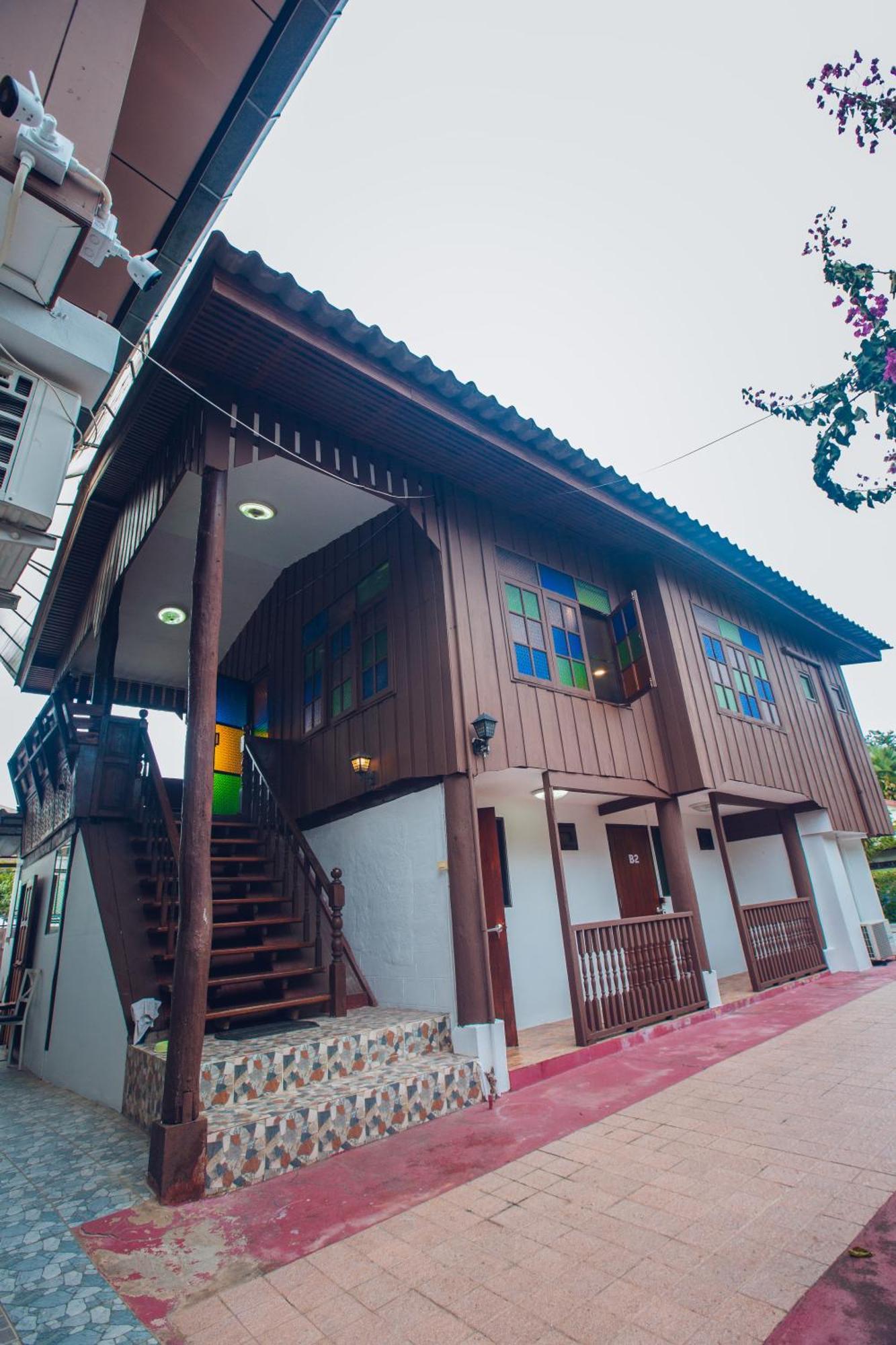 Agga Cnx Hostel Chiang Mai Eksteriør billede