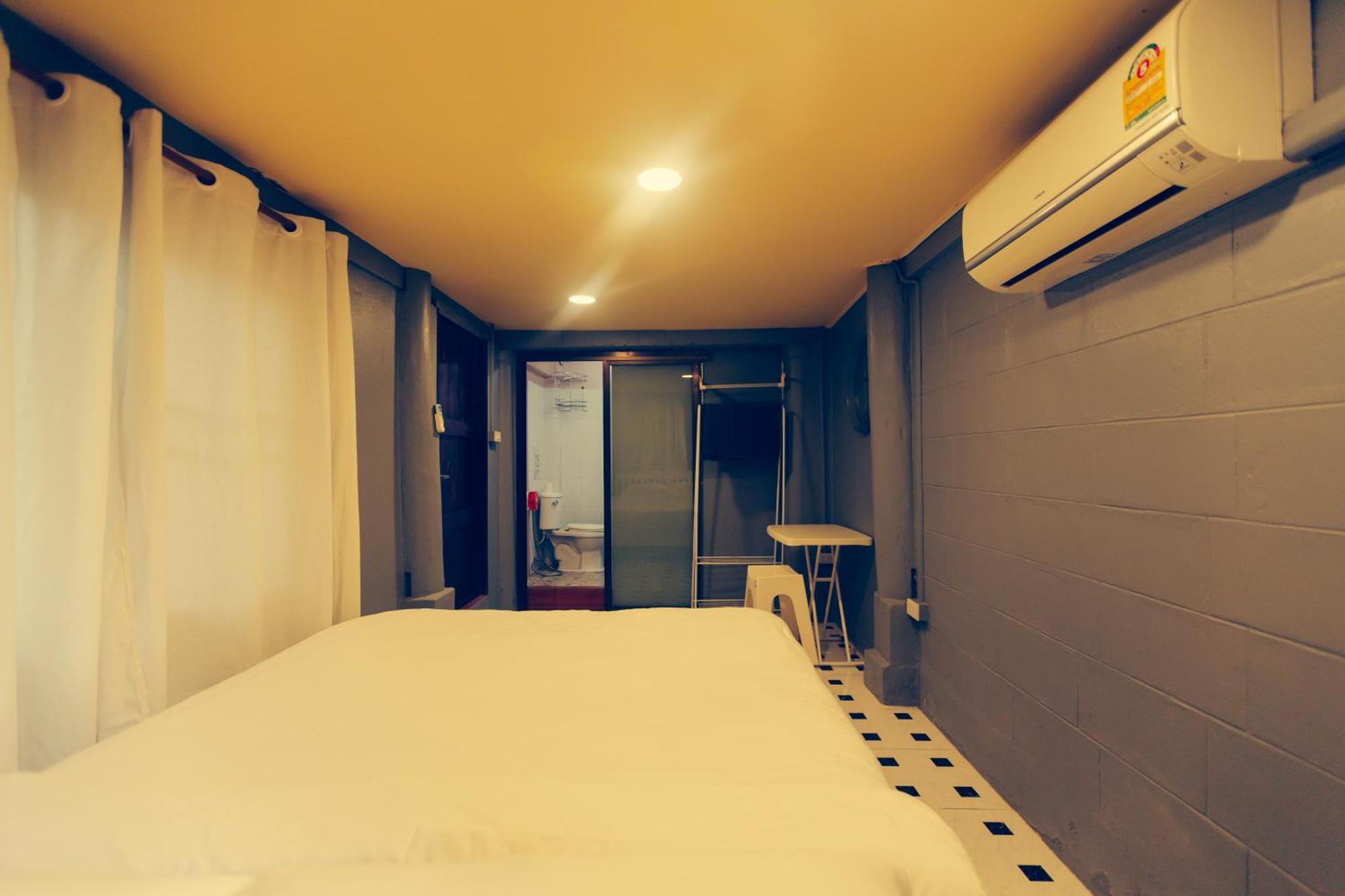 Agga Cnx Hostel Chiang Mai Eksteriør billede
