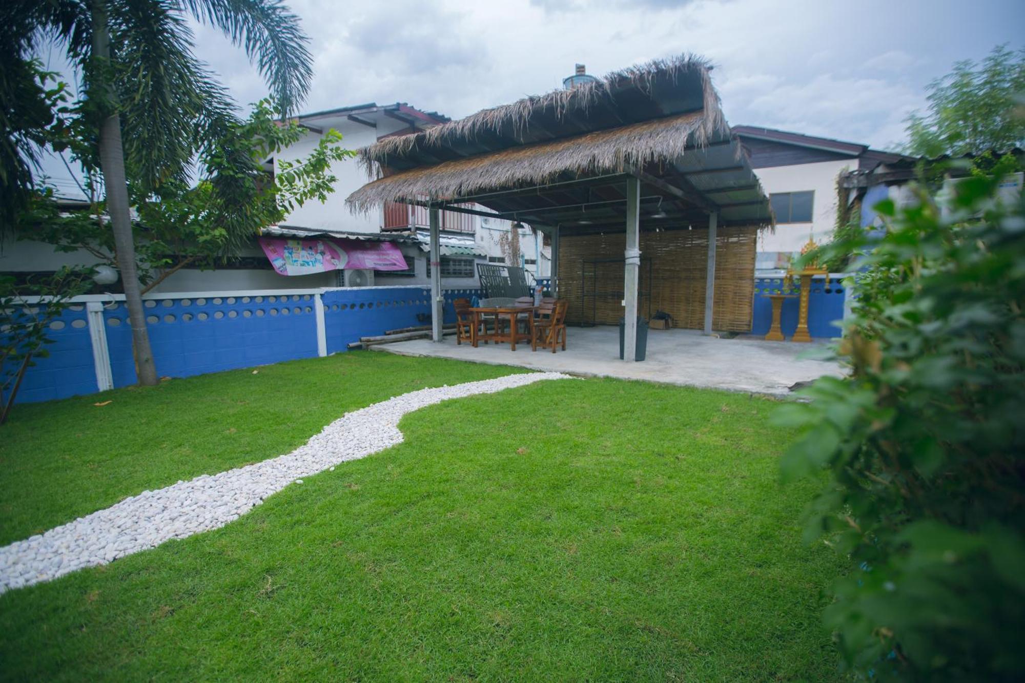 Agga Cnx Hostel Chiang Mai Eksteriør billede